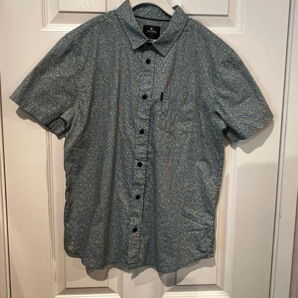 Rip curl button down shirt - Picture 3 of 5